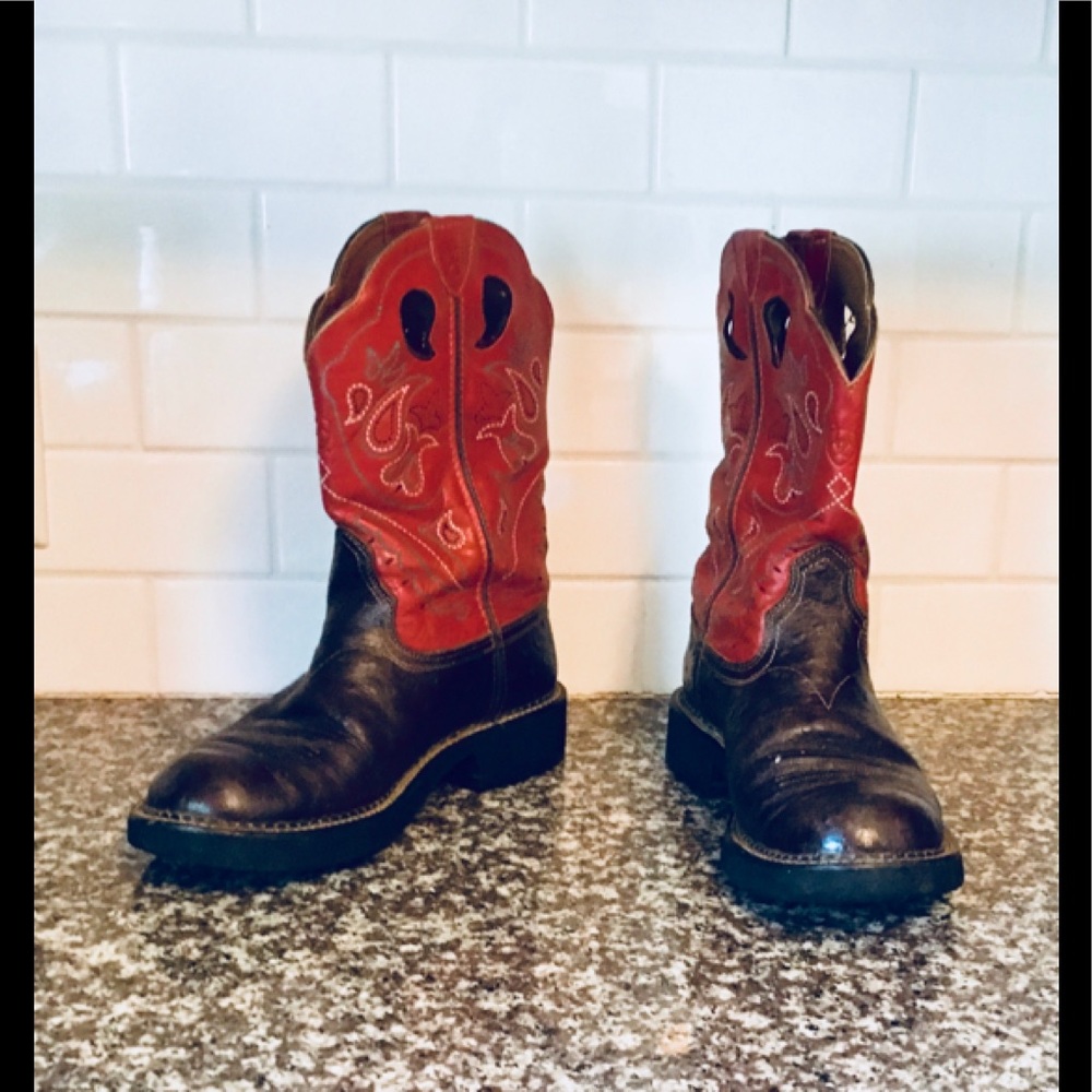ARIAT🌺Ostrich Quill Boots!🌺Like New!